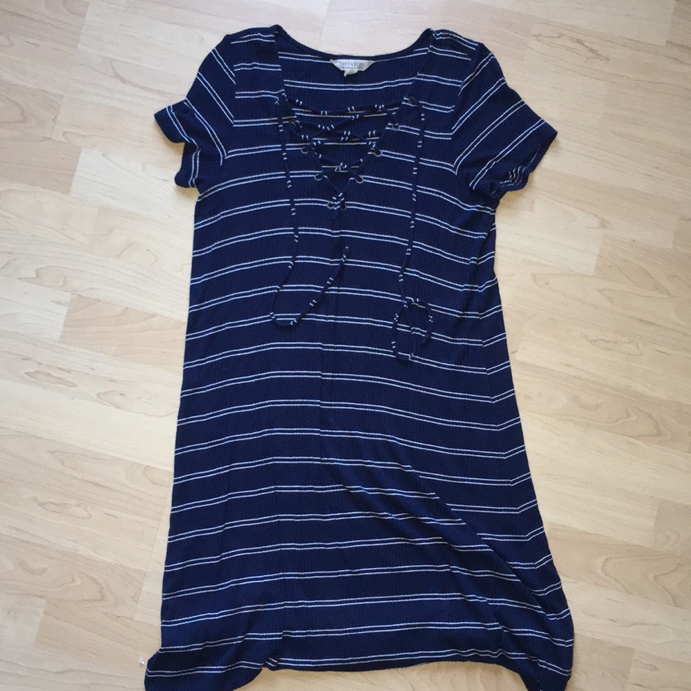 Striped Tee-Shirt Dress AE
